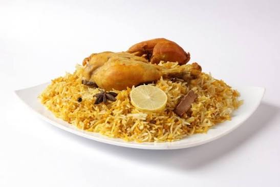 نصف دجاج مدفون